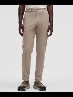 Men's Lulu lemon ABC (OG version) size 34” inseam 32”